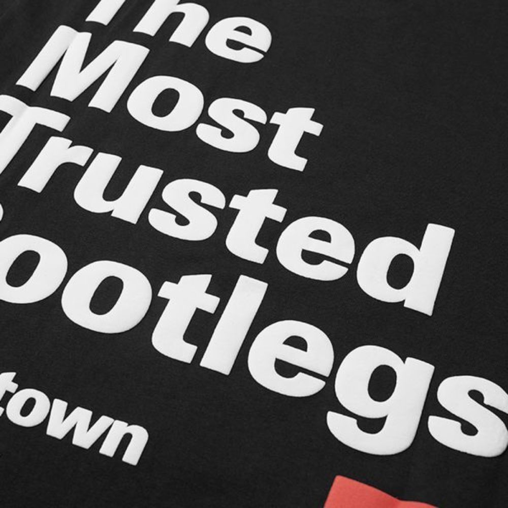 ULTRA RARE/LIMITED Chinatown Market Tee - Picture 3 of 5